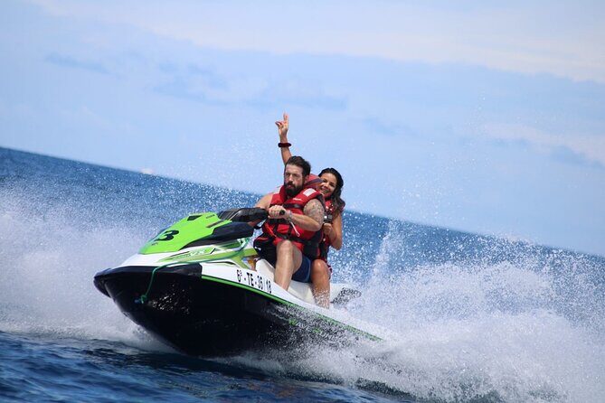1 hour Jet Ski Safari - Where you start: Av. de Colón check-in and the pre-ride moment