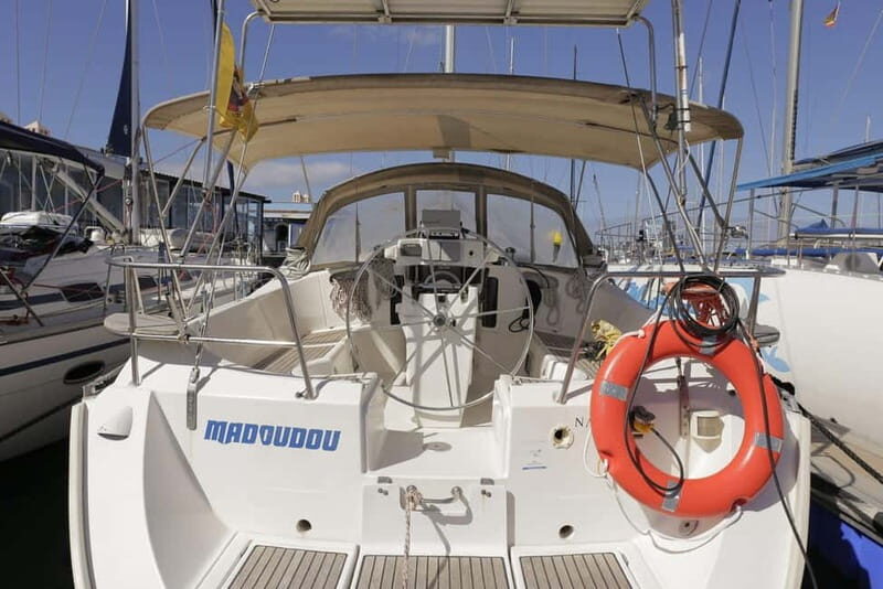 3h Whale Watching Private tour Beneteau Oceanis 440 - What this tour suits best (and who should skip it)
