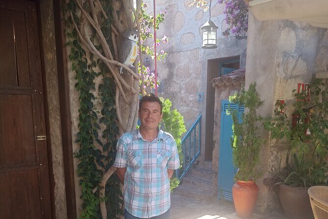 Custom Private Tenerife Full Island VIP Tour - photos included - Lunch option in Candelaria: local food without the guessing game