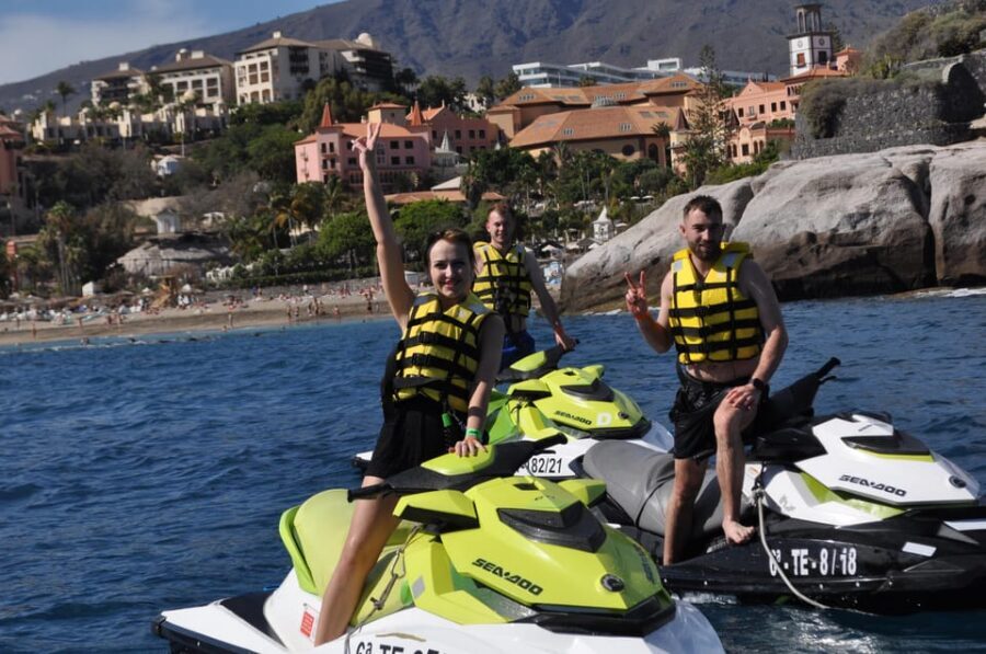 From Puerto Colon : 1 hour adrenaline JetSki tour - What’s included (and what isn’t): a no-surprises checklist