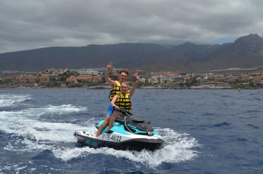 From Puerto Colon : 1 hour adrenaline JetSki tour - From Puerto Colón to the water: your first 15 minutes matter