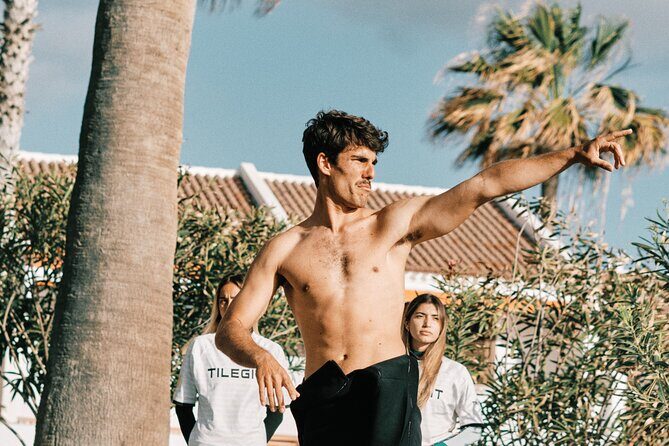 Group Surf Lesson at Playa de las Américas - Getting to the meeting point: Parque Santiago II and easy logistics
