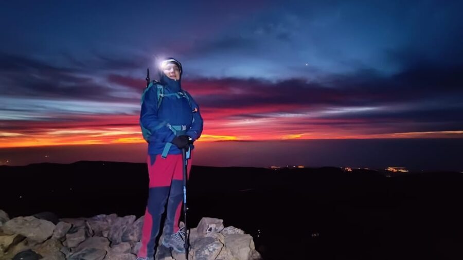 Hiking Summit of Teide by night for a sunrise and a Shadow - The mid-morning reset: tea, picnic, and a chance to breathe