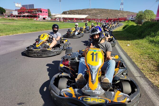 Karting Club Tenerife - Choosing the right kart: Junior Circuit to 400cc Senior action