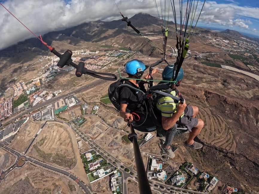 Long duration paragliding flight in Tenerife South - Getting there: south-of-Tenerife pickup and drop-off