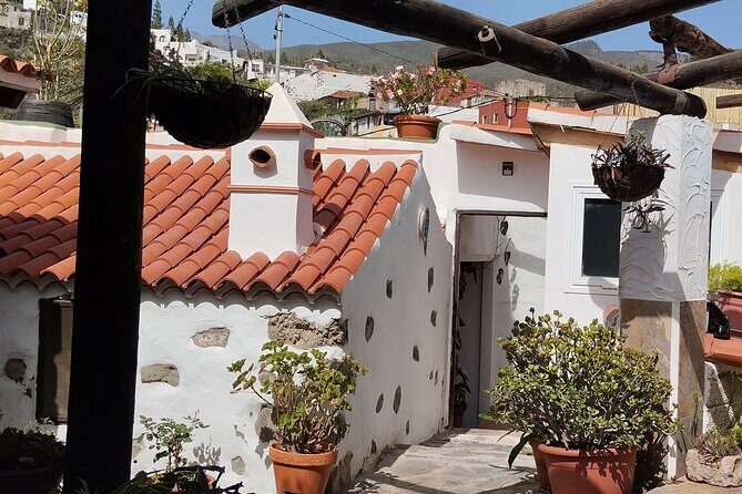 Mojo Cooking Class in an Ancient Canarian Village - Chirche and the mojo setting: why this village matters