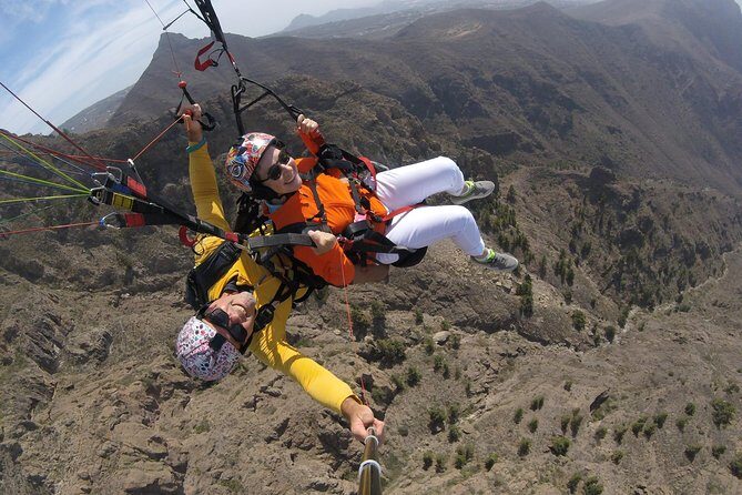 Paragliding Epic Experience in Tenerife with the Spanish Champion Team - Pickup, Meeting Point, and Timing Without Stress