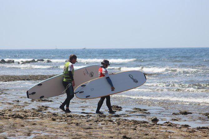 Private Surfing Lesson at Playa de las Américas - What “private” really means for your learning