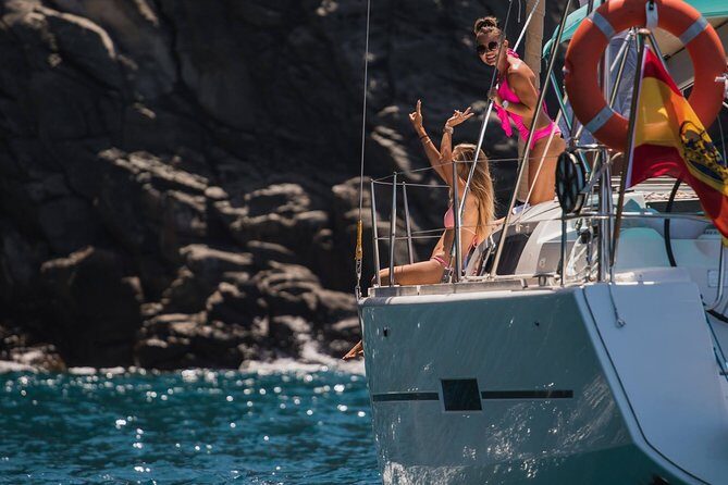 PRIVATE YACHT CHARTER VOYAGE, Food & Drinks included! - What a Tenerife private yacht charter (up to 11) is really like