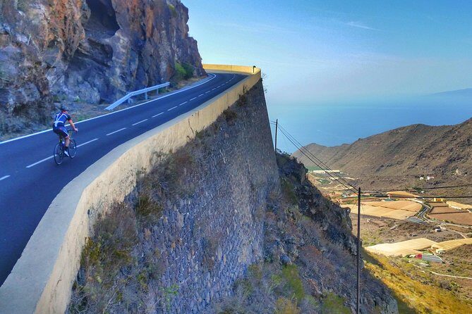 Road Cycling Tenerife - Los Gigantes Route - First stretch: heading for Adeje and riding the southwest coast roads