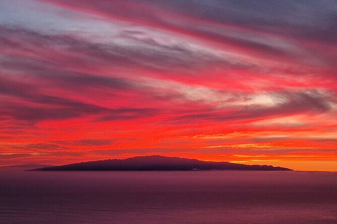 Romantic night ocean boat trip for 2 - Night-time coastline views: cliffs, lights, and possible wildlife