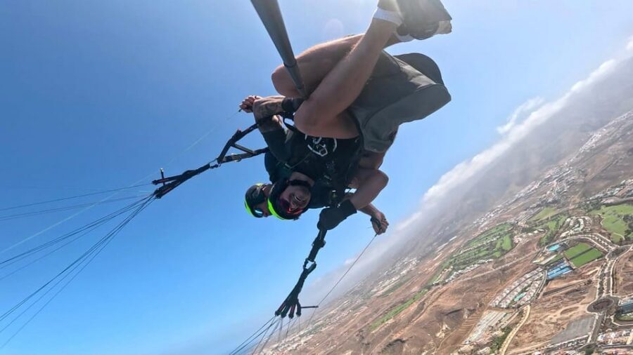 Santa Cruz de Tenerife: Acrobatic Paragliding Flight - Your flight style: tight turns, fast spirals, and controlled stomach surprises