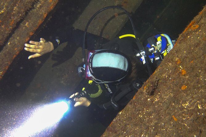 Scuba Night Dive on Tenerife - Torchlight After Sunset: What Makes Radazul at Night Different
