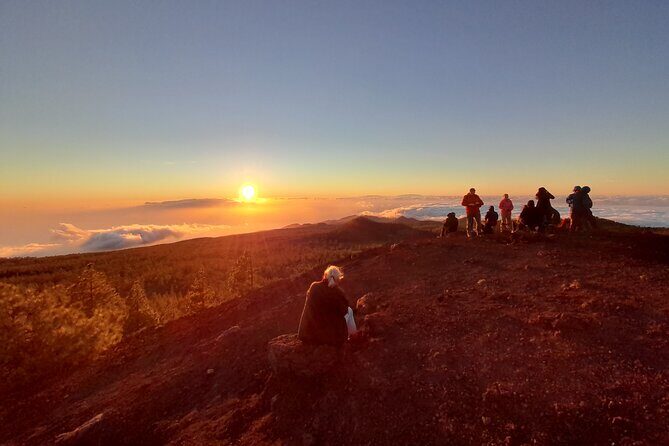 Small-Group Half-Day Tour of Teide National Park with Pickup - Sámara crater short walk plus the old peak of Teide (El Pico Viejo)