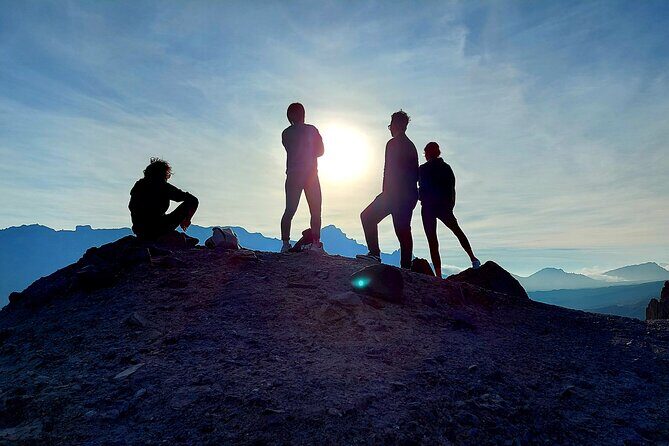 Sunset & Stargazing Experience from Teide - Telescopes and laser pointers: what you can realistically see