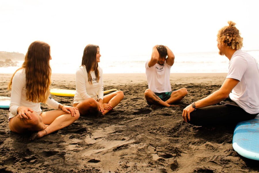Surf class in Tenerife South - Kaizensurfschool Setup: Small Group Coaching and Included Gear
