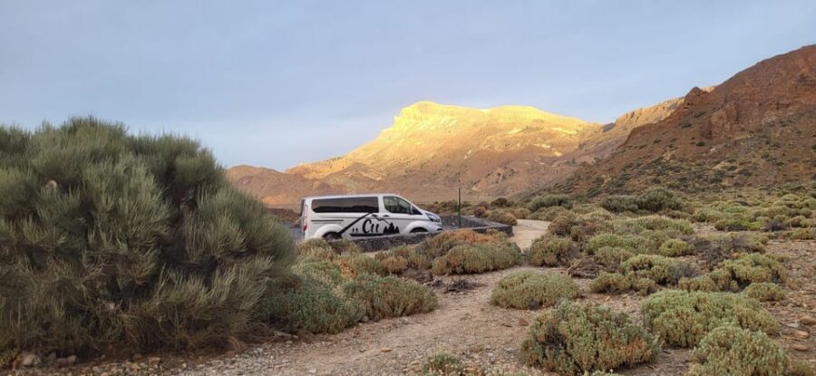 Teide National Park and Vilaflor ; local wine tasting - Boca Cangrejo Lava Flow With La Gomera in View