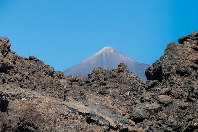 Teide National Park Full Experience with Professional Guide - Stop 4: Zapatilla de La Reina, the iconic shoe-shaped rock