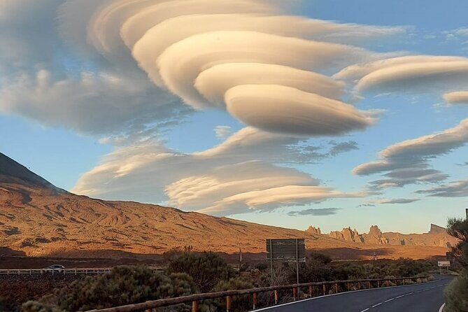 TEIDE NIGHT Astronomy Stargazing Bus Tour, Meal & Drinks included! - Telescopes, Astrophotography Gear, and the Big Sky Views