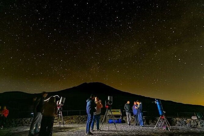 TEIDE NIGHT, Stargazing Bus Tour, Meal & Drinks included! - Group size, language, and the romance test