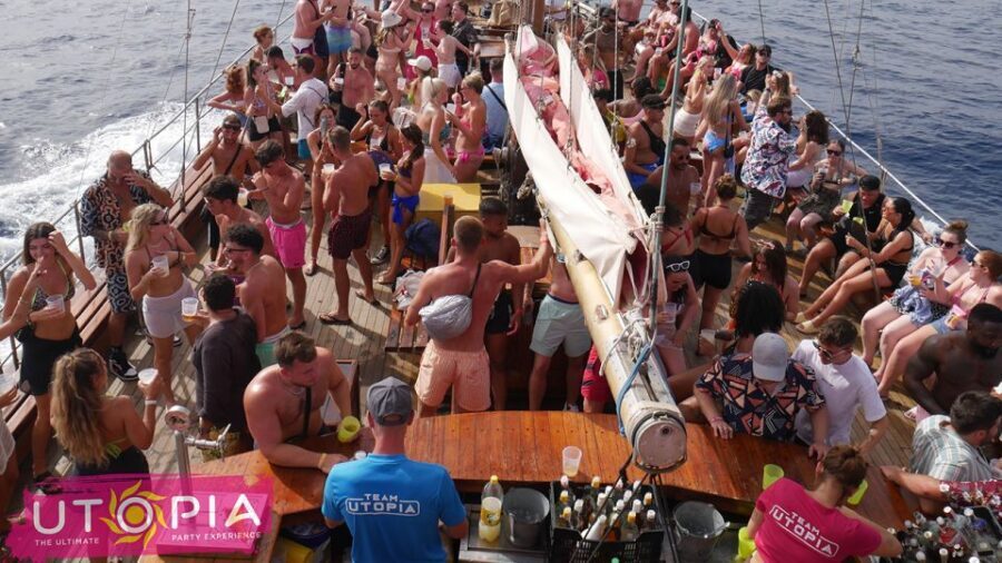 Tenerife: Boat Party with Open Bar and DJs - Swim stop: your ocean reset (and how to time it)