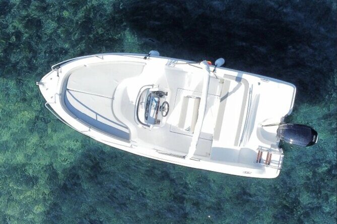Tenerife Boat Rental in Costa Adeje - 2 to 3 hours on the water: making the most of your self-guided time