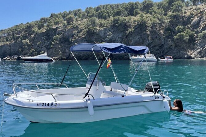 Tenerife Boat Rental in Costa Adeje - The no-licence boat setup: what you’re really signing up for
