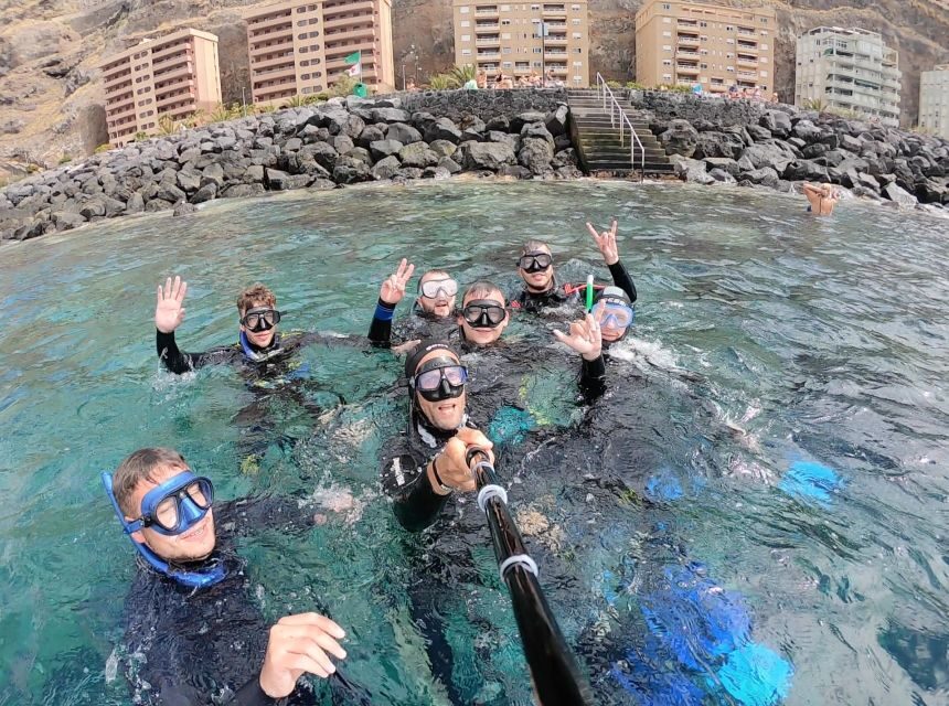 Tenerife : Snorkeling underwater with freediving Instructor - Key things I’d circle before you book
