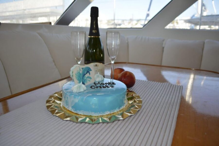 Tenerife: Sunset Catamaran Tour with Transfer, Buff & Drinks - Key highlights worth knowing