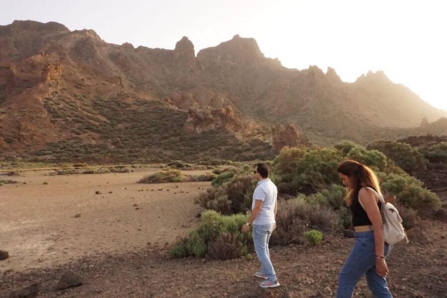 Tenerife: Sunset Teide National Park & Photos - The Parador viewpoint: a second sunset angle and a clear-conditions bonus