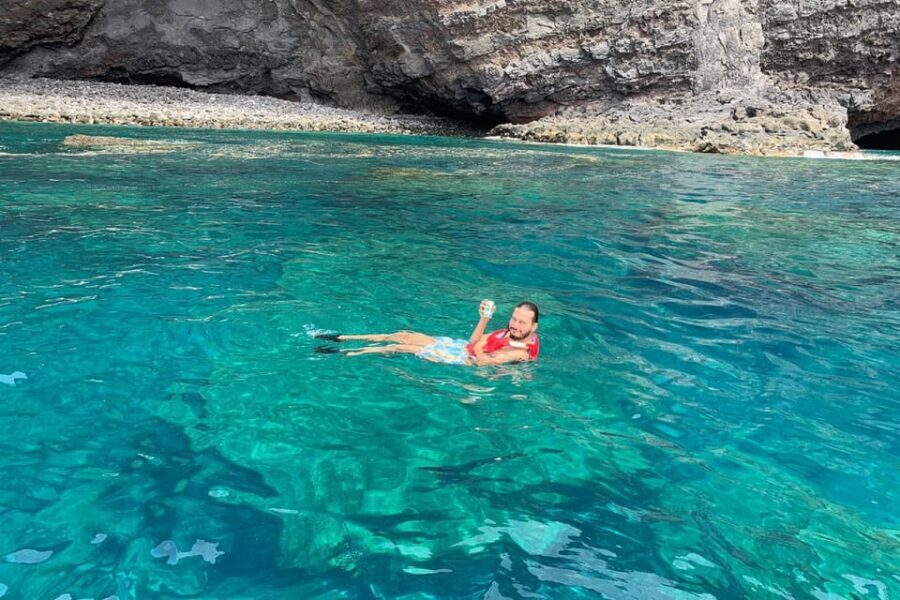 Teno to Masca: Boat trip with snorkeling & drinks - The Teno stretch: a short coast pause for photos and sightseeing