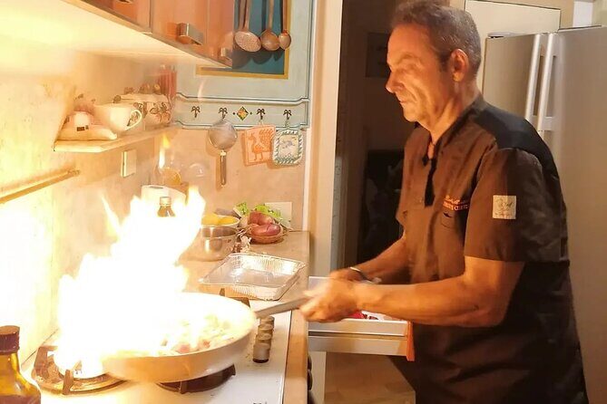 The Cooking Show Experience -Birthday ideas Tenerife - - Learning what you can actually cook at home