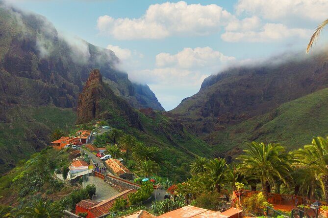 Volcano Teide - Masca ravine. Guided Tour from Puerto de la Cruz - Tenerife - The Big Reality Check: Curvy Roads, Heights, and Motion Sickness